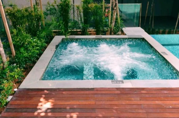Mercu Summer Suites Klcc By Luxe Residence 쿠알라룸푸르 아파트