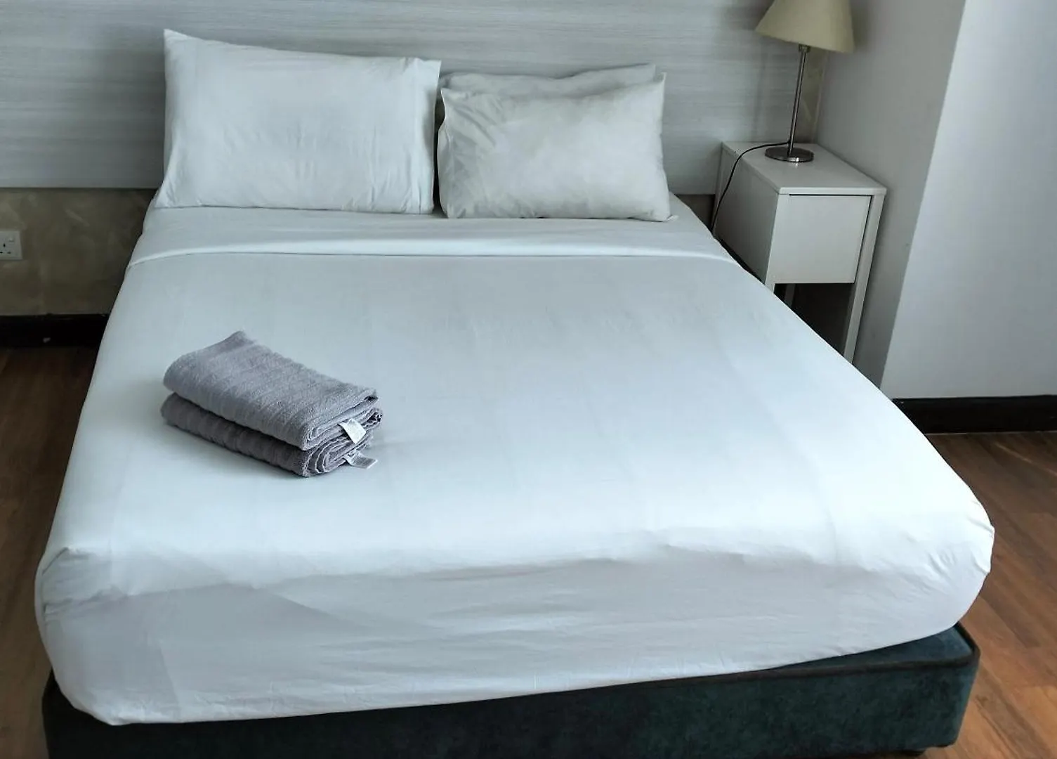 아파트 Mercu Summer Suites Klcc By Luxe Residence 쿠알라룸푸르